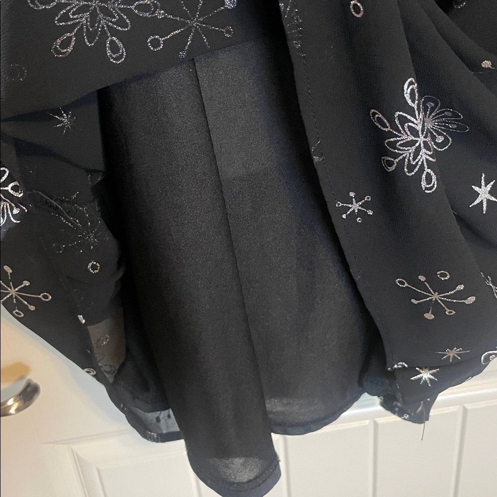 Smak Parlour Black and Silver Snowflake Social Climber Caftan Dress Sz XL - Picture 4 of 9
